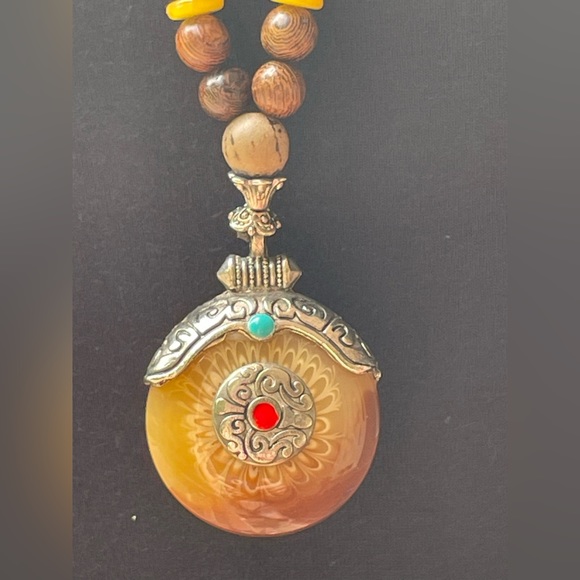 Buddhist Mala Necklace. VGC. Peaceful & Lovely. - Picture 4 of 11